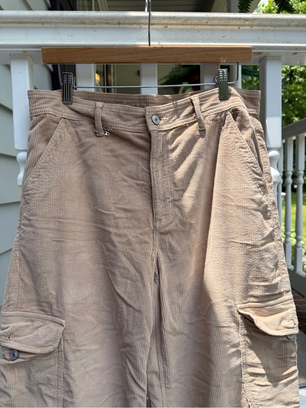 American Eagle Super High Rise Baggy Wide Leg Tan Corduroy Pants Size 12 Women - Picture 4 of 9